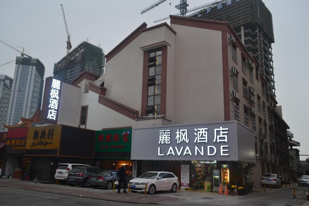 Lavande Hotel Zhuhai Gongbei Port Square Exteriör bild