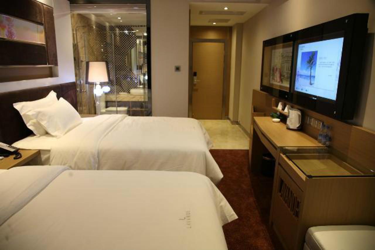 Lavande Hotel Zhuhai Gongbei Port Square Exteriör bild
