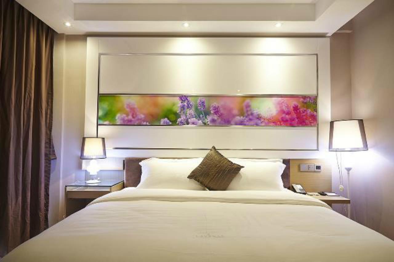 Lavande Hotel Zhuhai Gongbei Port Square Exteriör bild